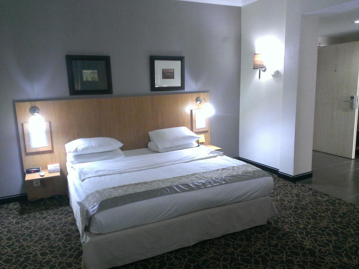 Best Premier Hotel Порт Харкорт Екстериор снимка