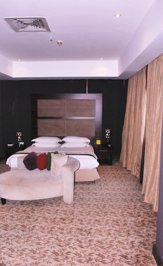 Best Premier Hotel Порт Харкорт Екстериор снимка